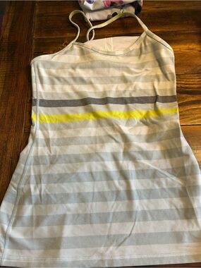 Lululemon Power Y Active Tank with Neon Accent, Size 6